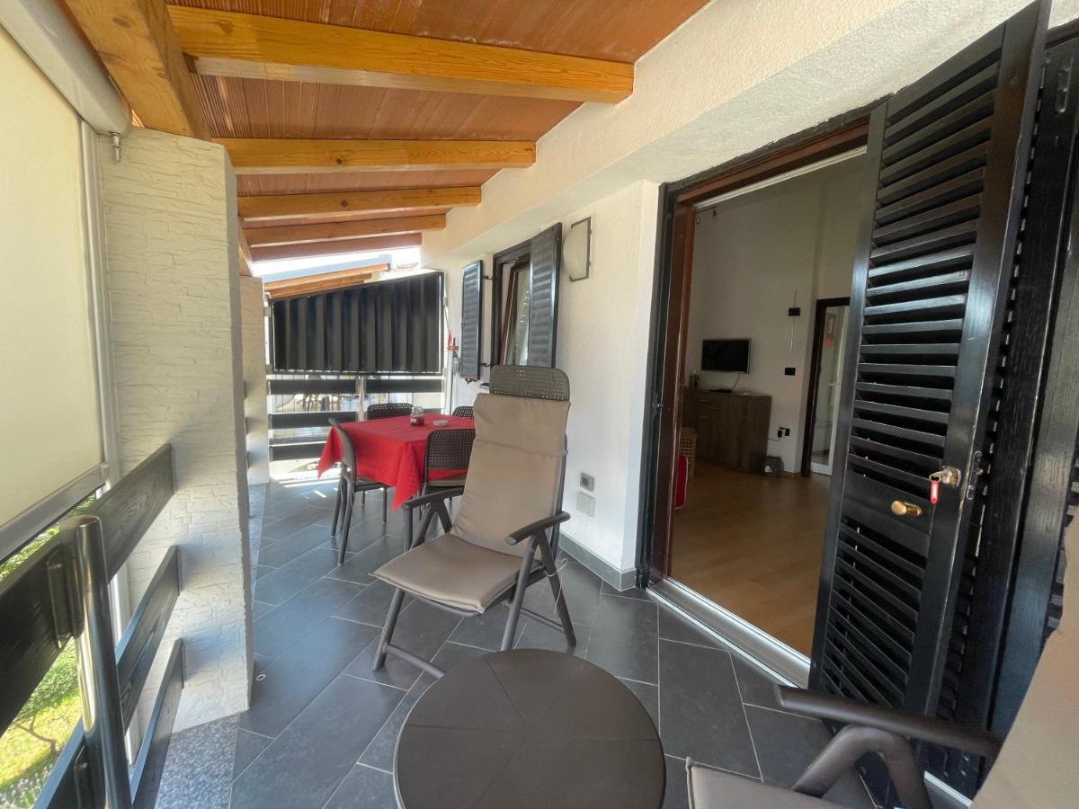 Residence4A-Appartamento Rosso Ravni Extérieur photo