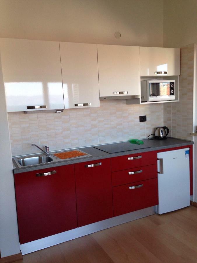 Residence4A-Appartamento Rosso Ravni Extérieur photo